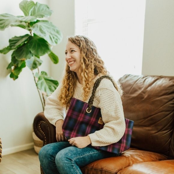 Waterproof Taiwan Love Woven Tote Shoulder Bag - Picture 7 of 12